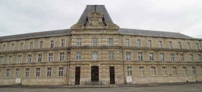 Lycée Turenne construit par E. Depaquit